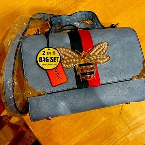 Cute matching wallet and purse. Ready for the summer